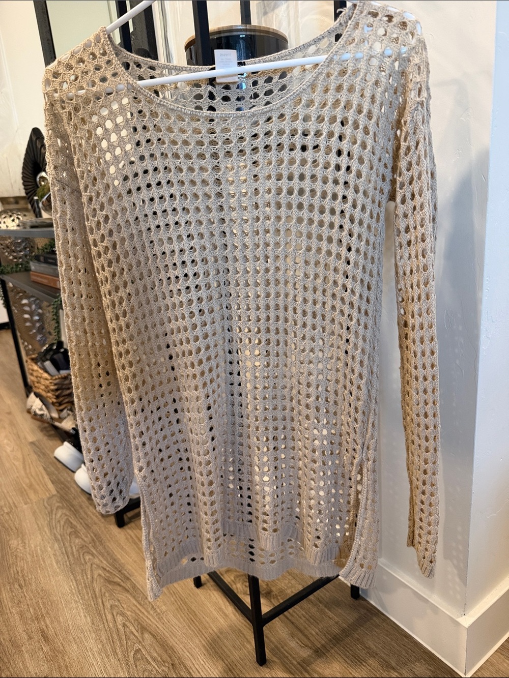 VENUS Open-Knit Scoop Neck Sweater in Beige